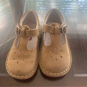 La’mour Mary Jane Shoe.